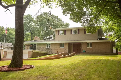 720 Blaney Dr, Dyer, IN 46311 photo 1
