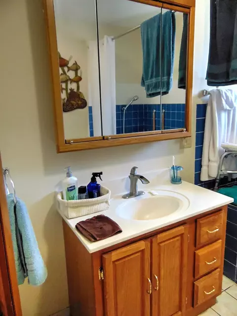 7504 Hemlock Ave, Gary, IN 46403 photo 9