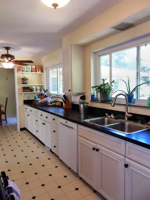 7504 Hemlock Ave, Gary, IN 46403 photo 13