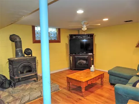 7504 Hemlock Ave, Gary, IN 46403 photo 19