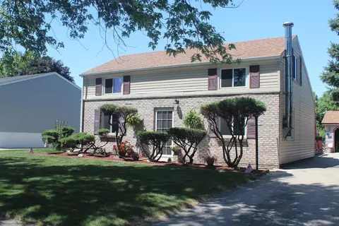 934 N Lafayette St, Griffith, IN 46319 photo 3