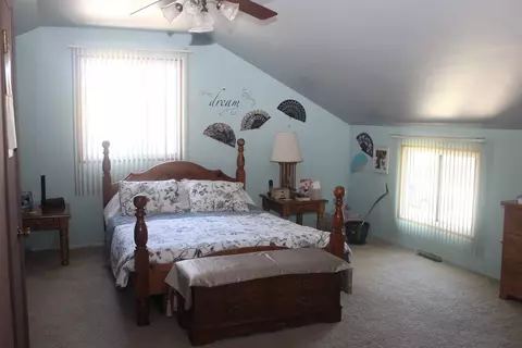 934 N Lafayette St, Griffith, IN 46319 photo 17