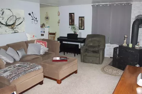 934 N Lafayette St, Griffith, IN 46319 photo 5