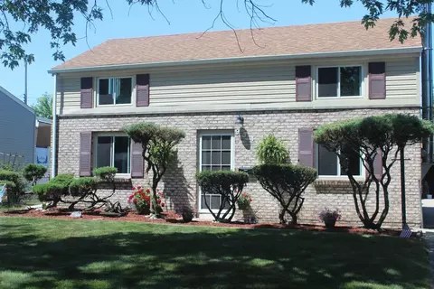 934 N Lafayette St, Griffith, IN 46319 photo 2