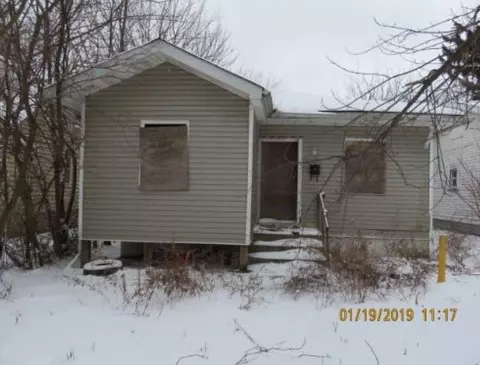 4640 Delaware St, Gary, IN 46409 photo 2