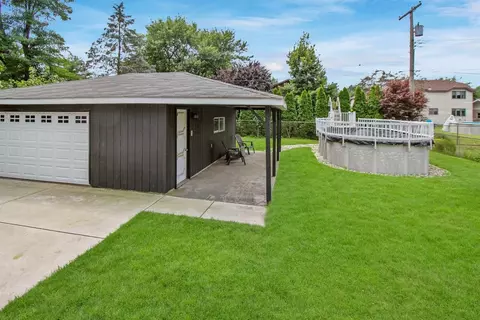 613 E Pine Pl, Griffith, IN 46319 photo 13