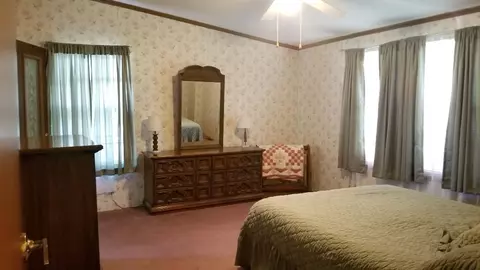 1909 K St, La Porte, IN 46350 photo 9