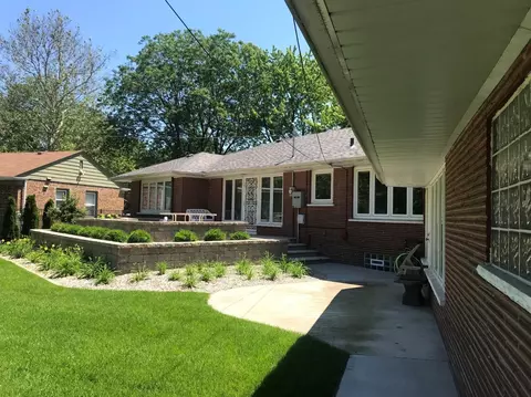 8254 Baring Ave, Munster, IN 46321 photo 41