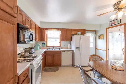 8624 Monroe Ave, Munster, IN 46321 photo 4