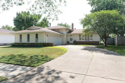 8624 Monroe Ave, Munster, IN 46321 photo 1