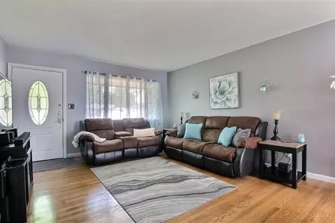 1338 N Jay Cir, Griffith, IN 46319 photo 11