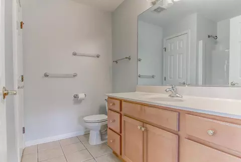 9831 Wildwood Cir #2C, Munster, IN 46321 photo 12