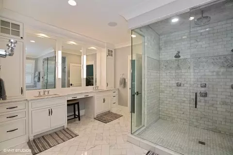 3353 Veneto Ct, Valparaiso, IN 46385 photo 8