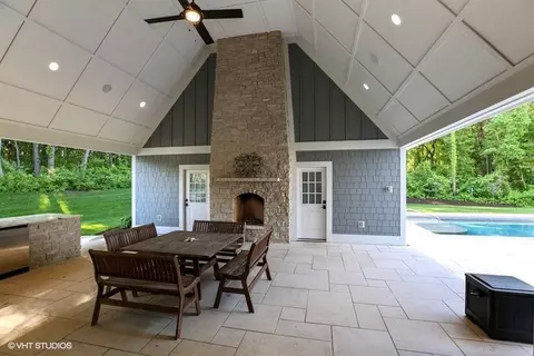 3353 Veneto Ct, Valparaiso, IN 46385 photo 25