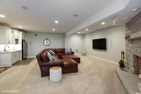 3353 Veneto Ct, Valparaiso, IN 46385 photo 20