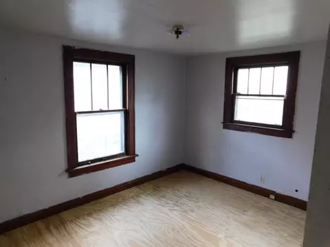 3967 Pierce St, Gary, IN 46408 photo 4