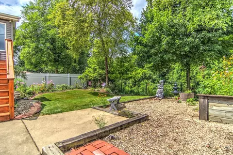 9224 Chestnut Ln, Munster, IN 46321 photo 19