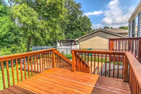 9224 Chestnut Ln, Munster, IN 46321 photo 17