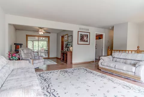 9224 Chestnut Ln, Munster, IN 46321 photo 8