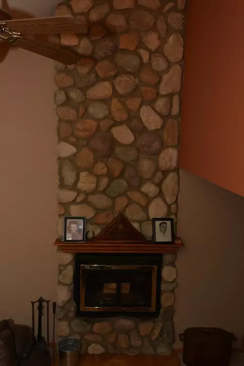 8569 Patterson St, Saint John, IN 46373 photo 3
