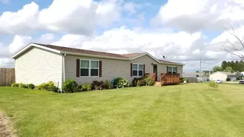 6655 E Bootjack Rd, Rolling Prairie, IN 46371 photo 1