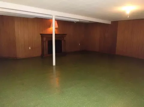 754 N Jay St, Griffith, IN 46319 photo 24