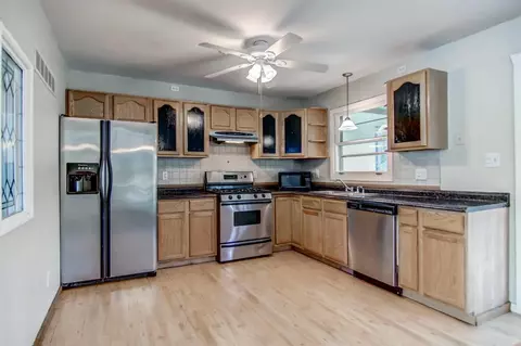 9416 Buchanan St, Crown Point, IN 46307 photo 3