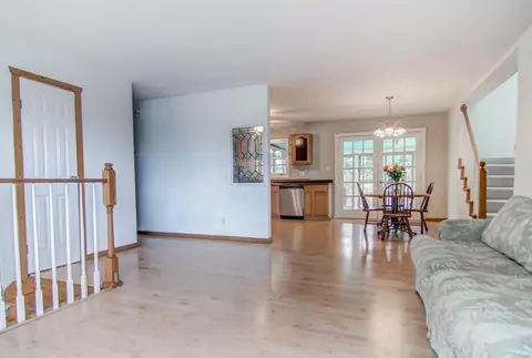 9416 Buchanan St, Crown Point, IN 46307 photo 6