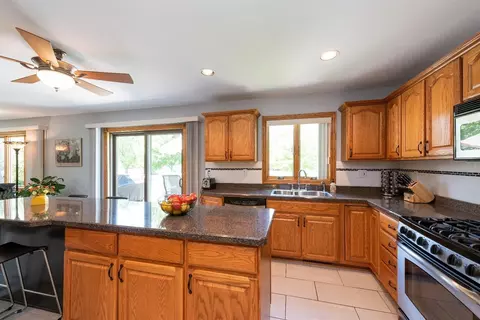 10104 Windfield Dr, Munster, IN 46321 photo 6
