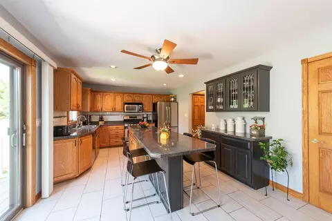 10104 Windfield Dr, Munster, IN 46321 photo 5