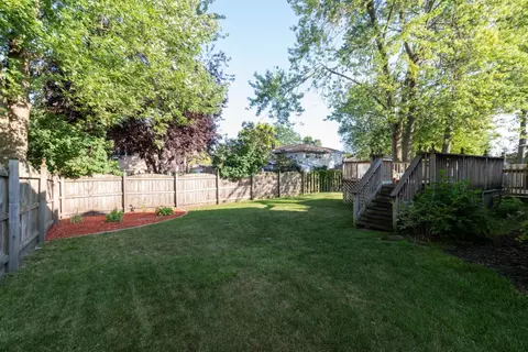 9413 Oriole Dr, Munster, IN 46321 photo 19