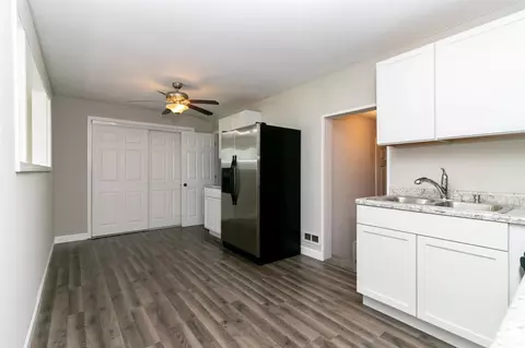 320 Tyler St, New Chicago, IN 46342 photo 6
