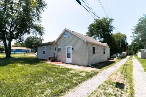 320 Tyler St, New Chicago, IN 46342 photo 19