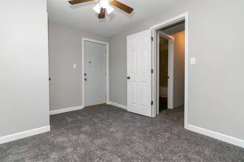 320 Tyler St, New Chicago, IN 46342 photo 18