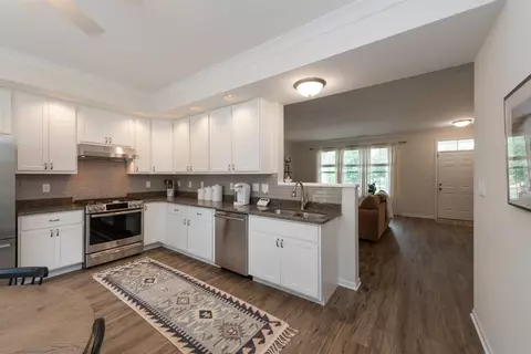 1155 Harbor Way, Burns Harbor, IN 46304 photo 9