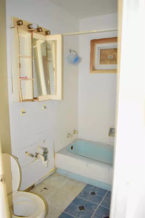 433 Hanley St, Gary, IN 46406 photo 7