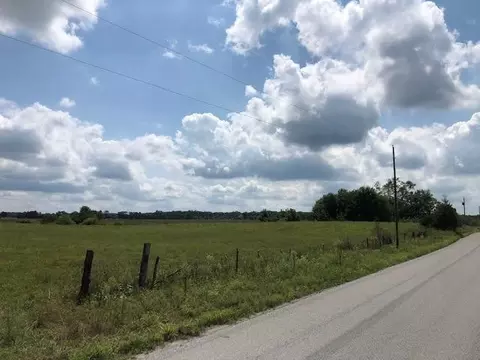 11491 N 200, Wheatfield, IN 46392 photo 3