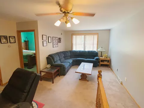 314 E Manor Dr, Griffith, IN 46319 photo 8