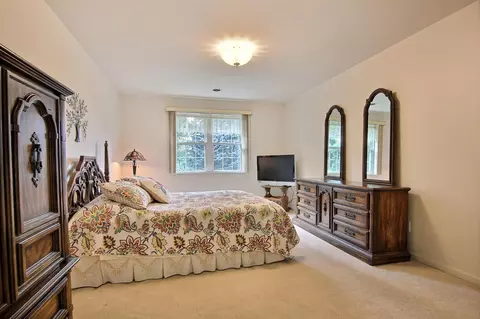 950 Easy, Crown Point, IN 46307 photo 13