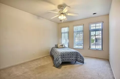 950 Easy, Crown Point, IN 46307 photo 16