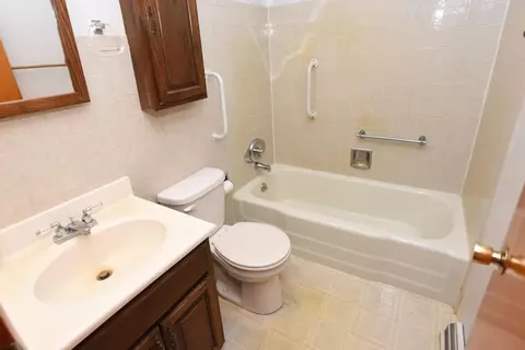 9021 Lee Pl, Crown Point, IN 46307 photo 8