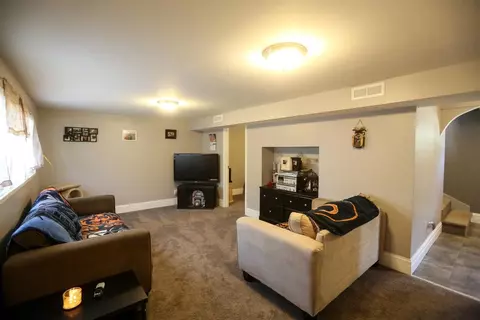 548 Vanderburg St, Gary, IN 46403 photo 16