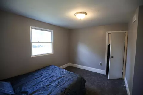 548 Vanderburg St, Gary, IN 46403 photo 18