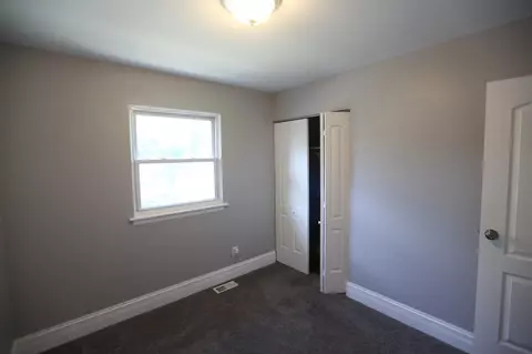 548 Vanderburg St, Gary, IN 46403 photo 9