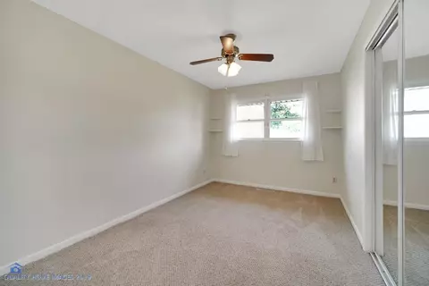 1017 Heather Ln, Munster, IN 46321 photo 11