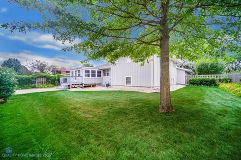 1017 Heather Ln, Munster, IN 46321 photo 23