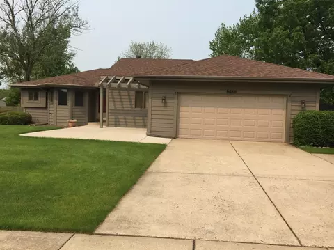 8660 Patterson St, Saint John, IN 46373 photo 1