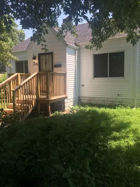 1325 Taney Pl, Gary, IN 46404 photo 3
