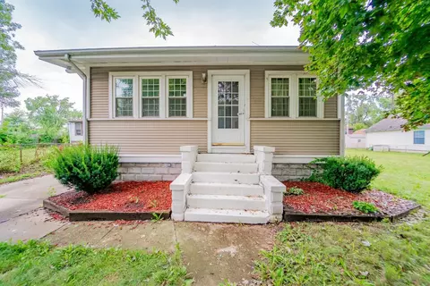 831 Cherry St, Hammond, IN 46324 photo 2
