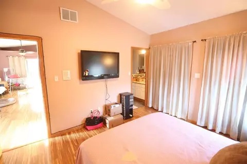 8405 Oak Ave, Gary, IN 46403 photo 16